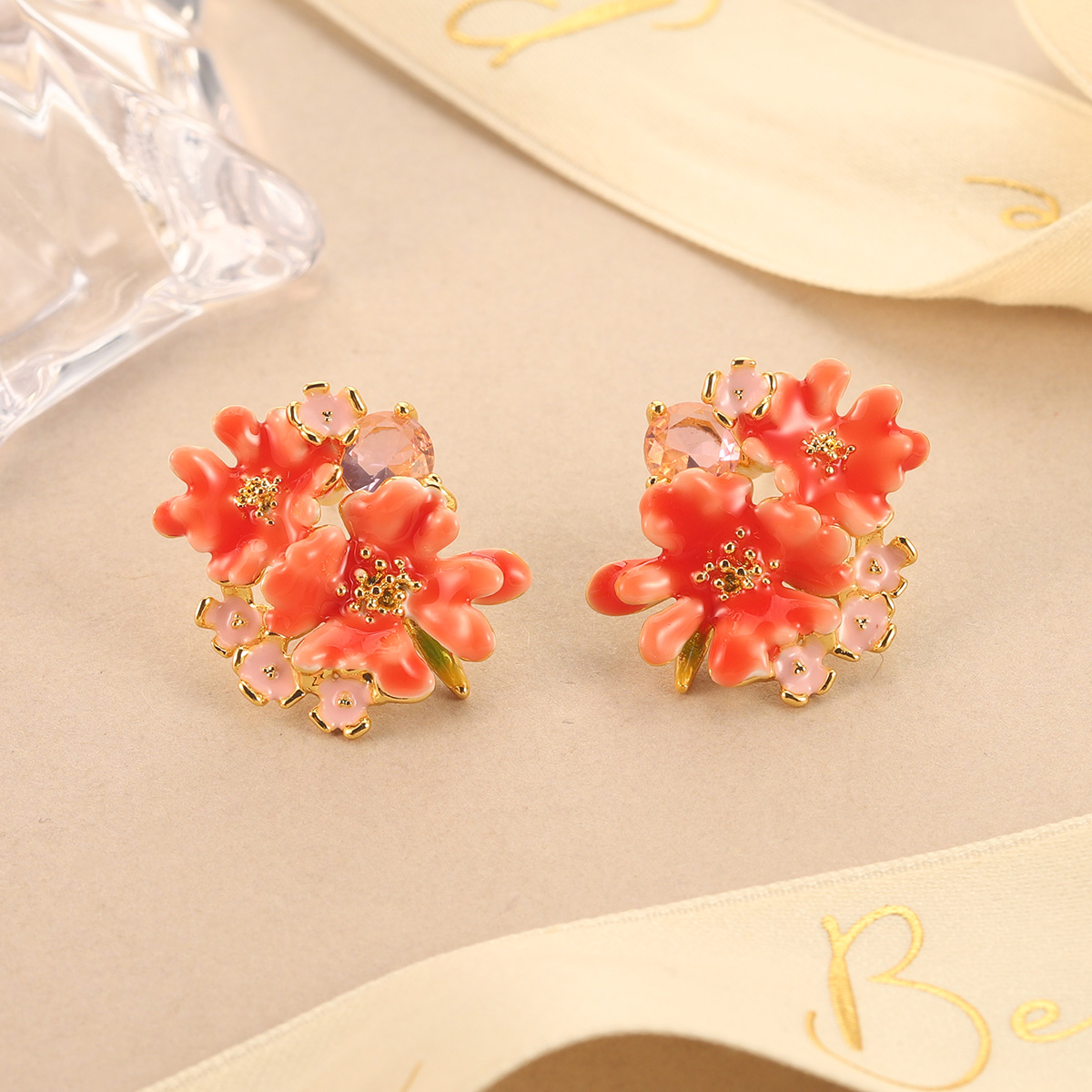 Colorful Enamel Floral Stud Ea - Cluster Stud Ear avaliação e preço