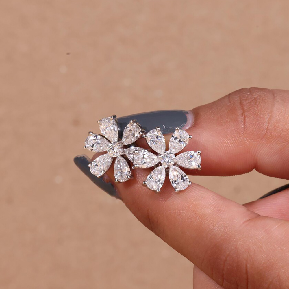 Cluster Flower Full Moissanite - Cluster Stud Ear avaliação e preço