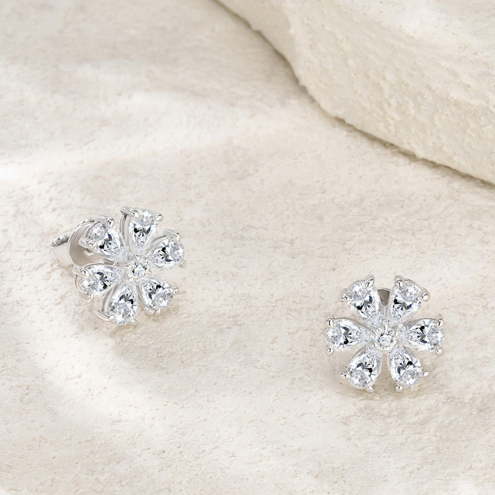 Cluster Flower Full Moissanite - Cluster Stud Ear avaliação e preço