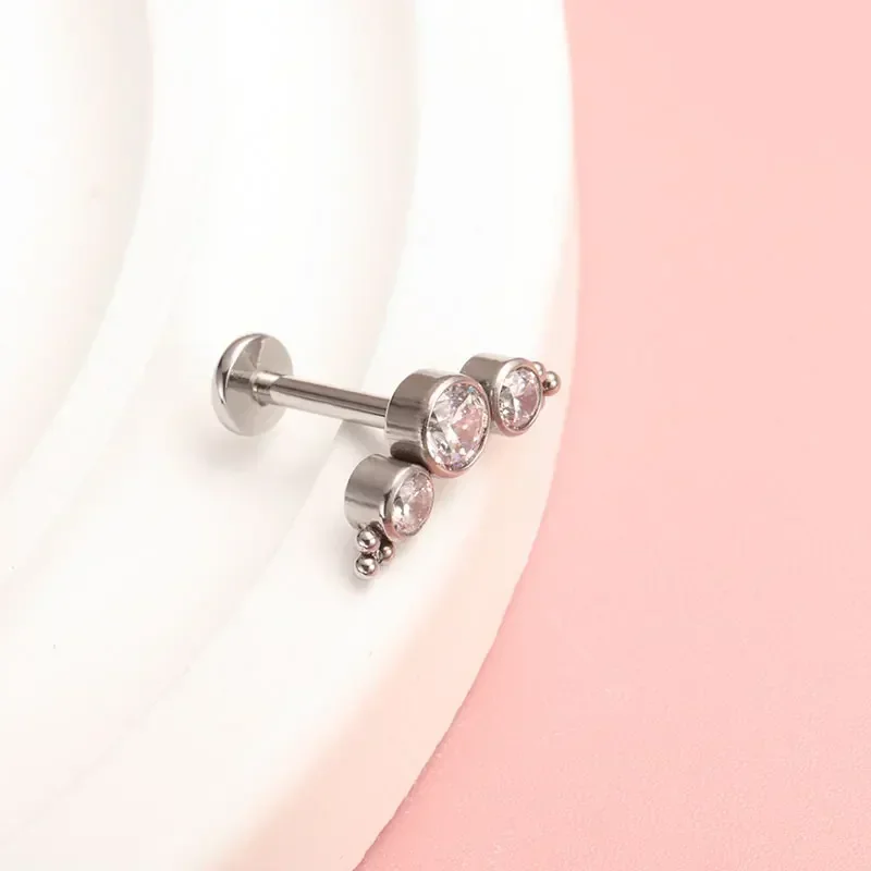 ASTM F136 Titanium Piercing 16 - Cluster Stud Ear avaliação e preço